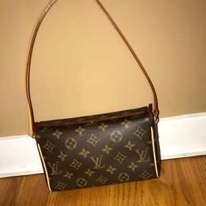 Authentic Louis Vuitton Purse